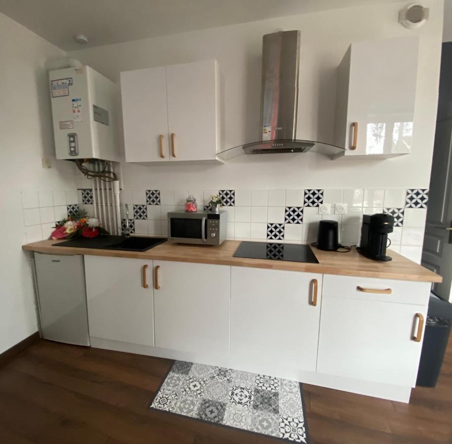 Evasion Tropicale - Studio Avec Spa, Cosy Et Renove Au Coeur De Soissons - 2 Pers Dış mekan fotoğraf