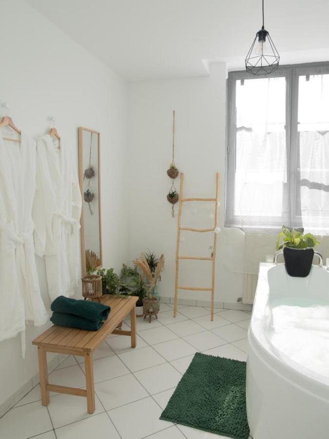 Evasion Tropicale - Studio Avec Spa, Cosy Et Renove Au Coeur De Soissons - 2 Pers Dış mekan fotoğraf